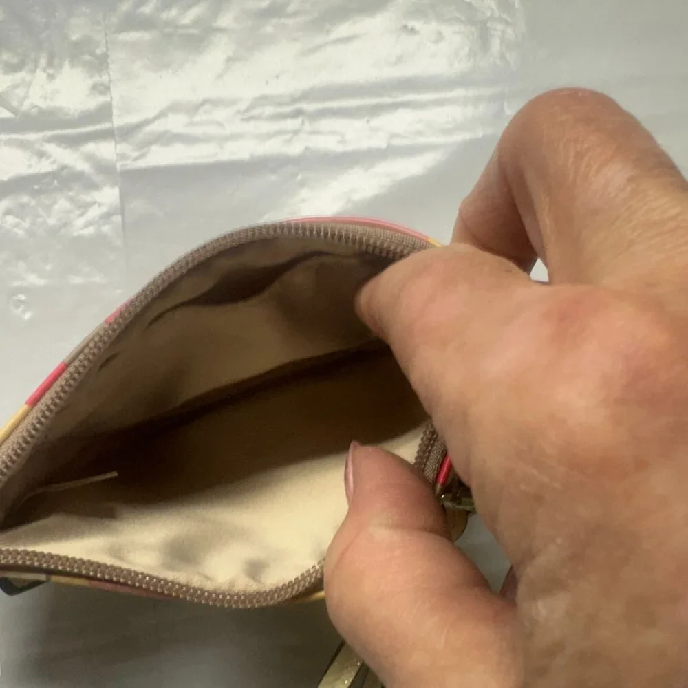 Authentic coach Wristlet Small - Picture 3 of 3